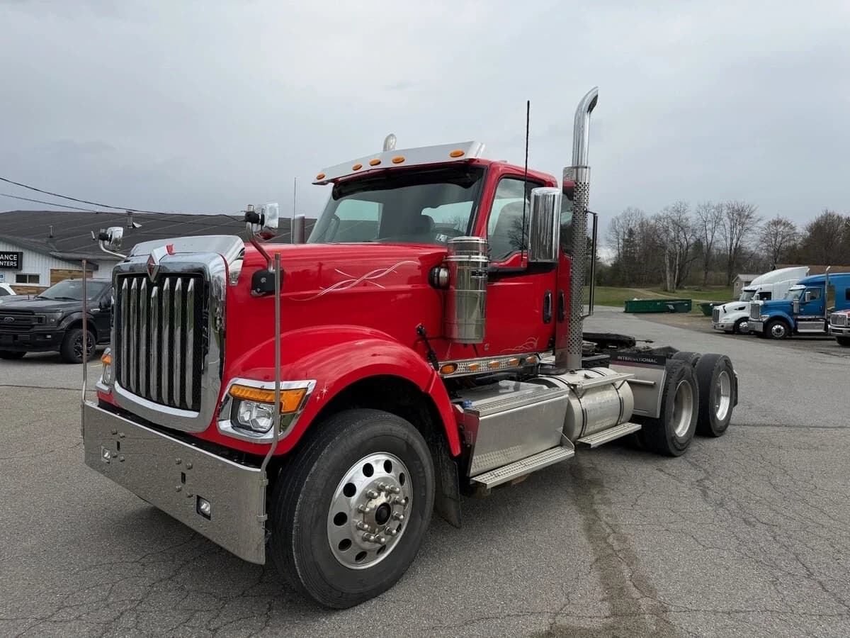 2023 International HX