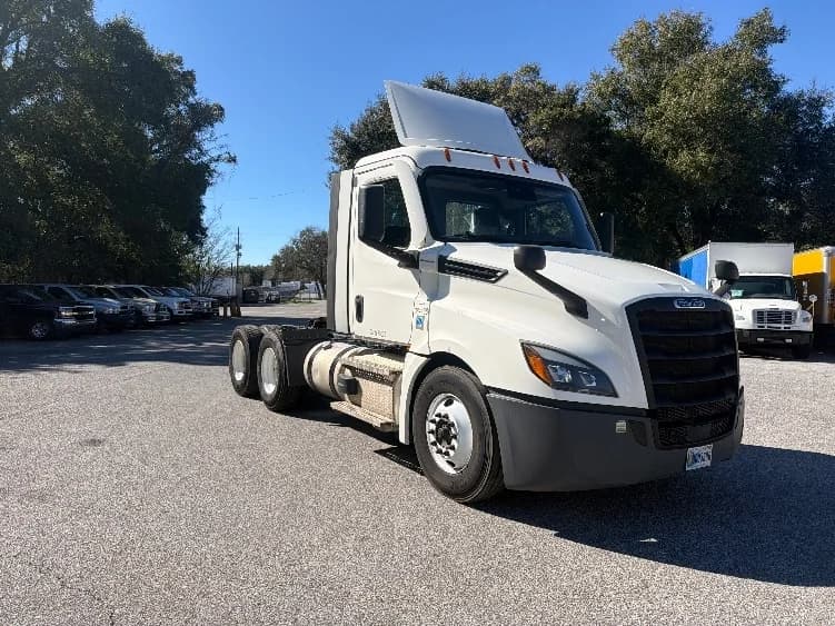 2021 Freightliner Cascadia