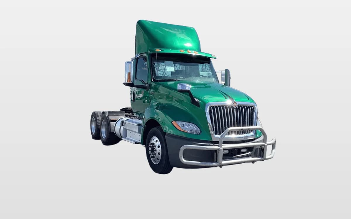 2020 International LT — photo 1