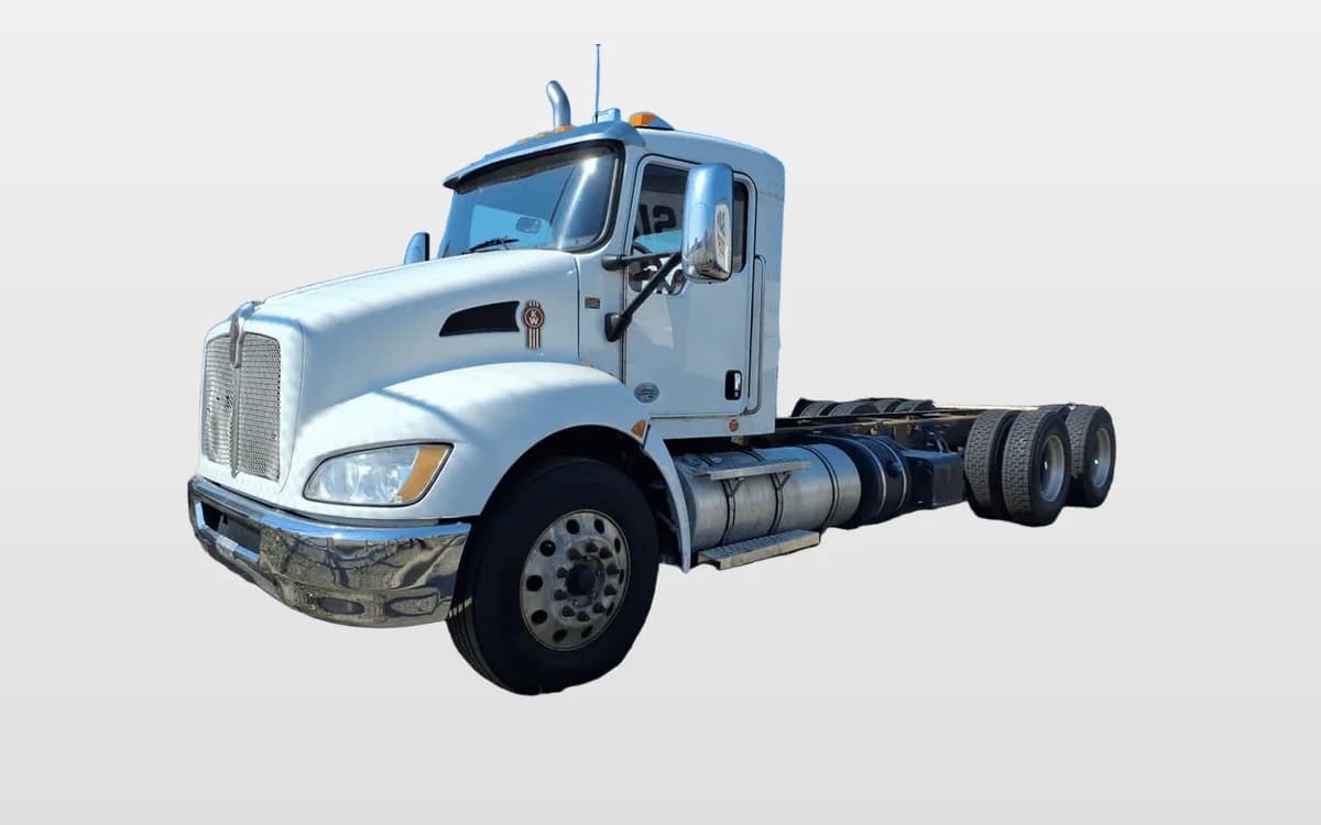 2020 Kenworth T370 — photo 1