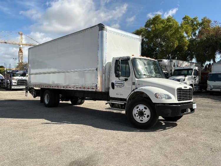 2022 Freightliner M2 106