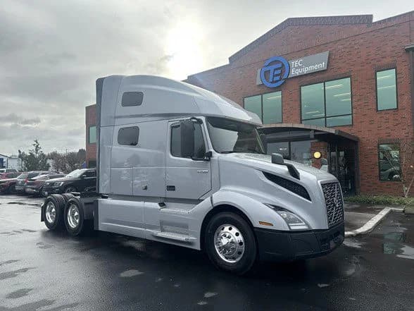 2020 Volvo VNL 760