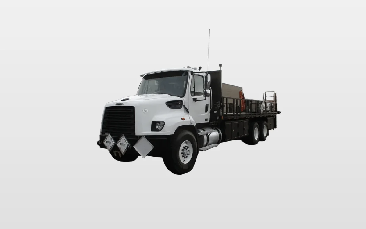 2020 Freightliner 114SD — photo 1