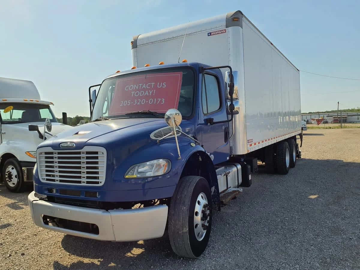 2017 Freightliner M2 106