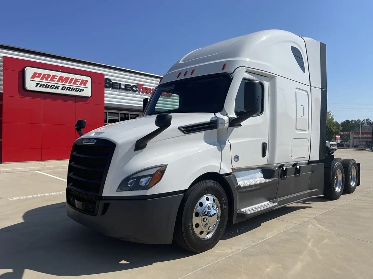 2023 Freightliner Cascadia