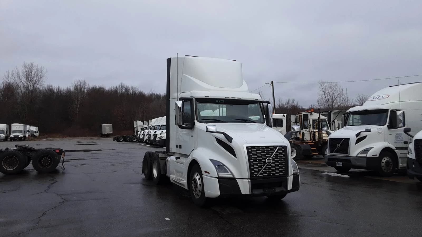 2019 Volvo VNL 300