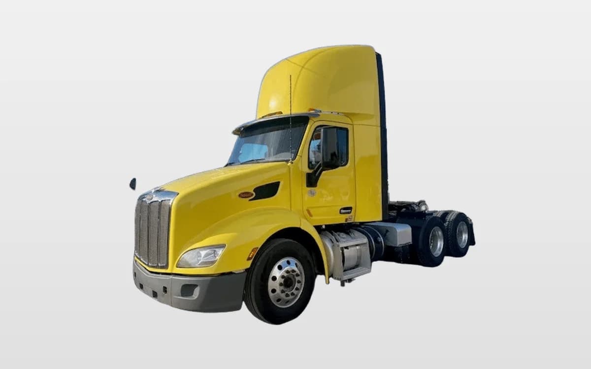 2021 Peterbilt 579 — photo 1