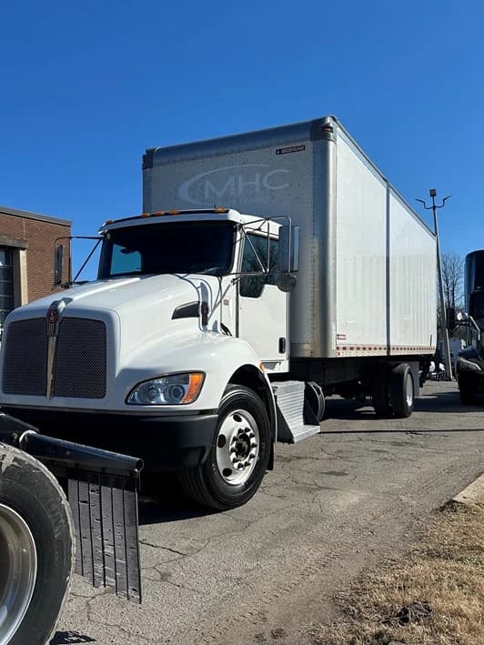 2022 Kenworth T270