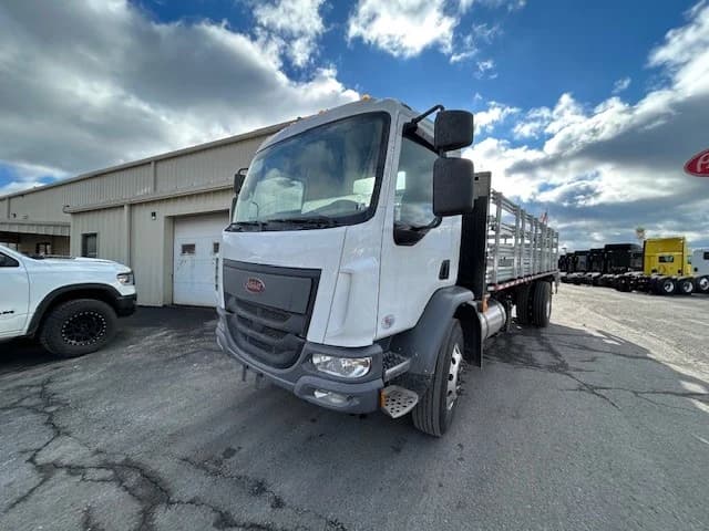 2025 Peterbilt 220EV