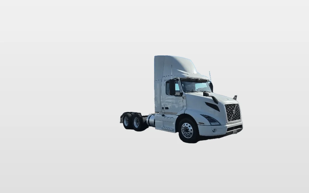 2020 Volvo VNR 640 — photo 1