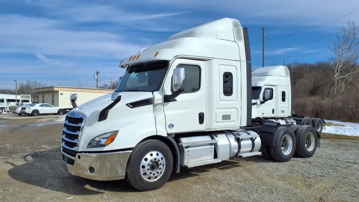 2020 Freightliner Cascadia