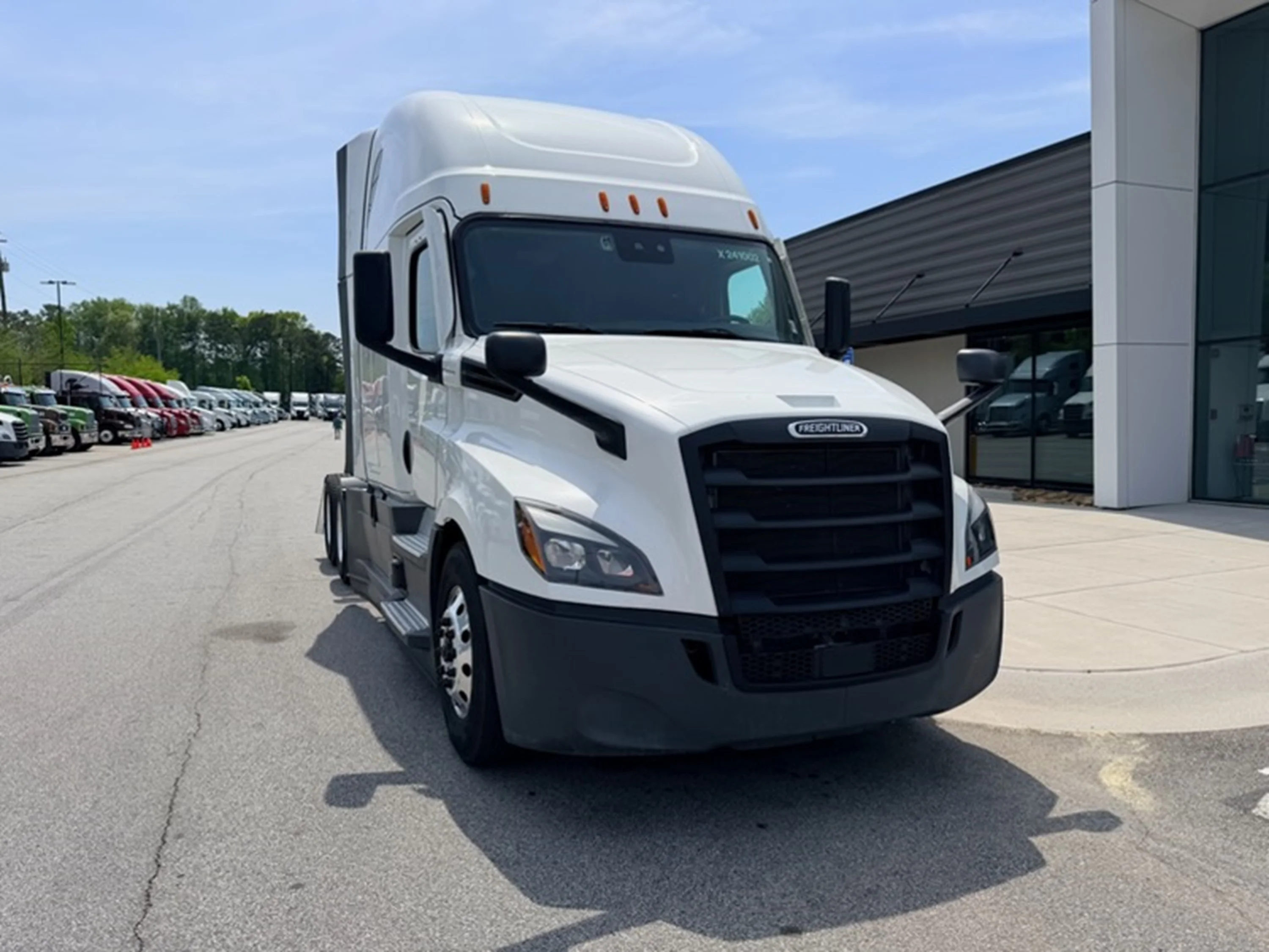 2024 Freightliner Cascadia