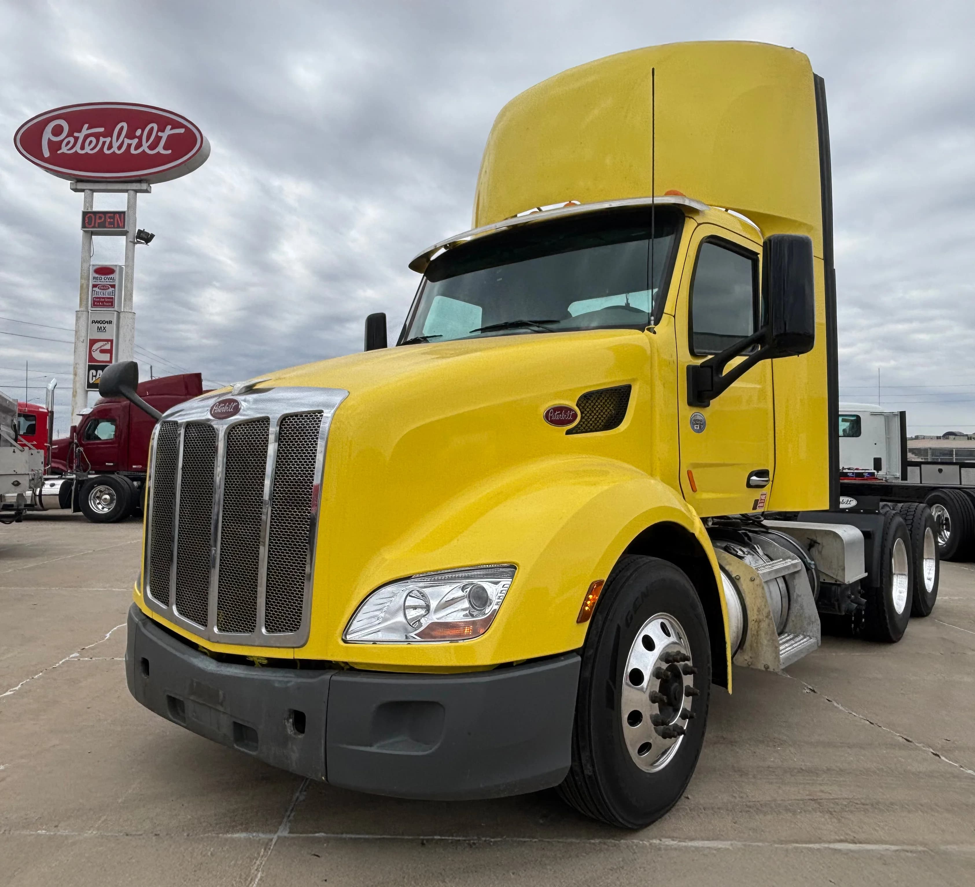 2021 Peterbilt 579