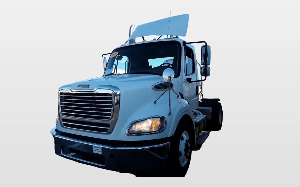2020 Freightliner M2 112 — photo 1
