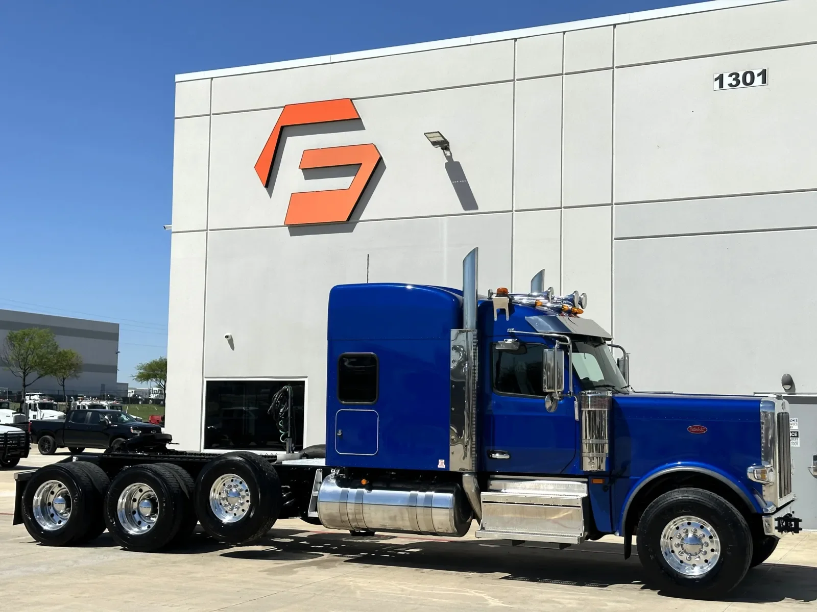 2025 Peterbilt 589