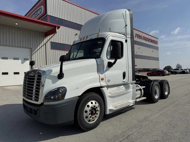 2016 Freightliner Cascadia