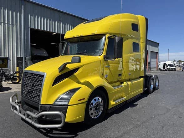 2022 Volvo VNL 760