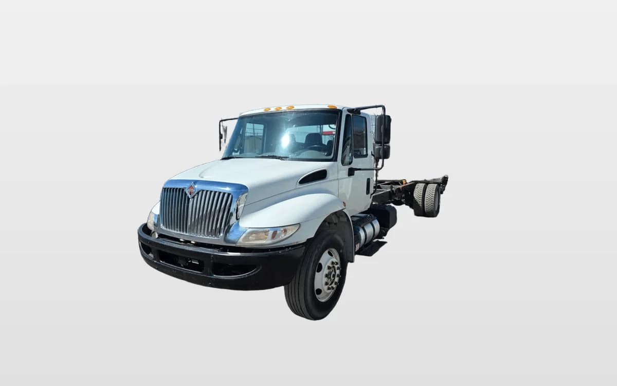 2018 International 4300 — photo 1