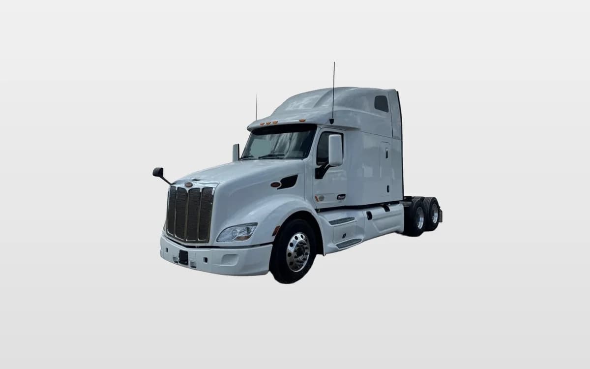 2022 Peterbilt 579 — photo 1