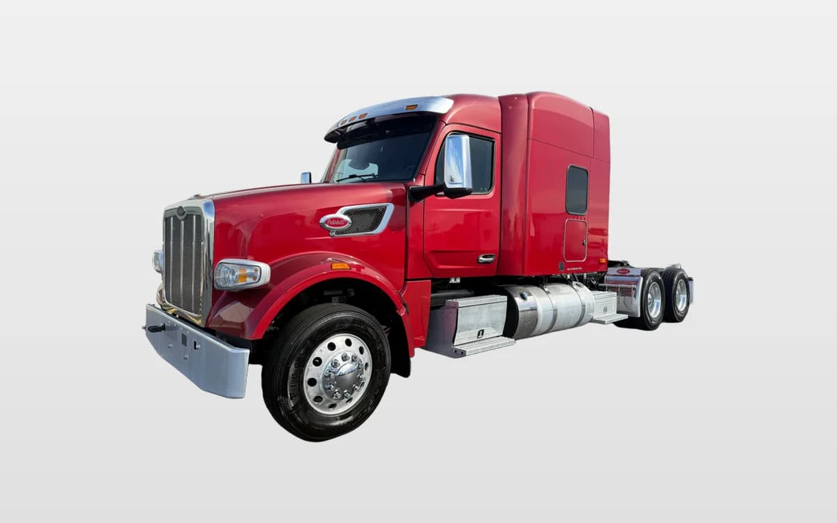 2023 Peterbilt 567 — photo 1