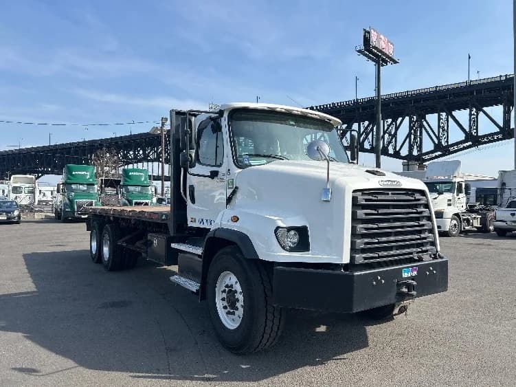 2020 Freightliner 114SD