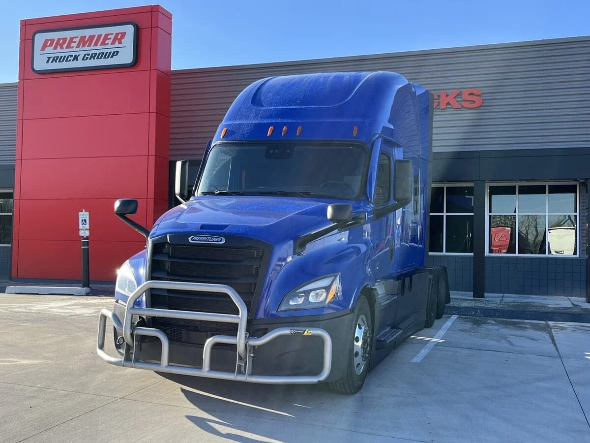2022 Freightliner Cascadia