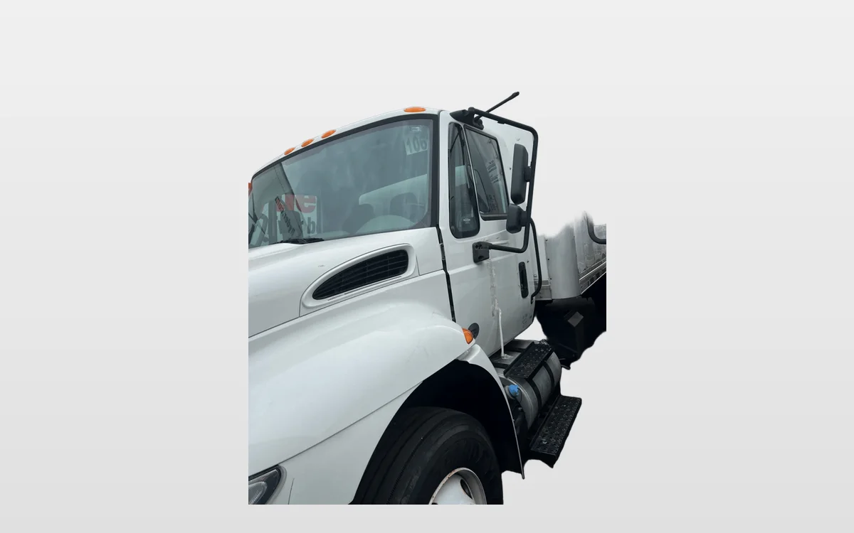2019 International 4300 — photo 1