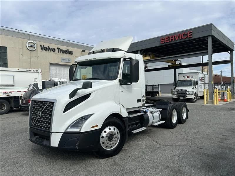 2020 Volvo VNL 300
