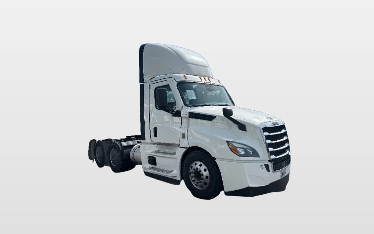 2022 Freightliner Cascadia — photo 1