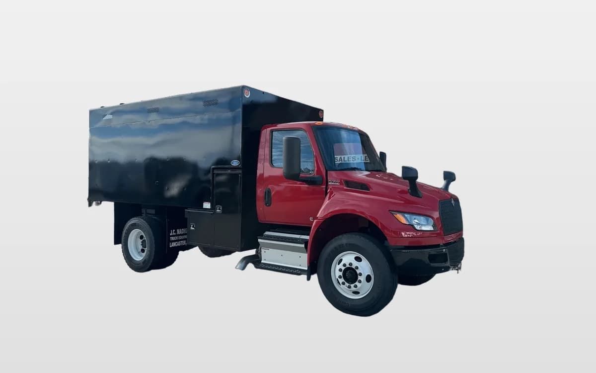 2025 International MV — photo 1