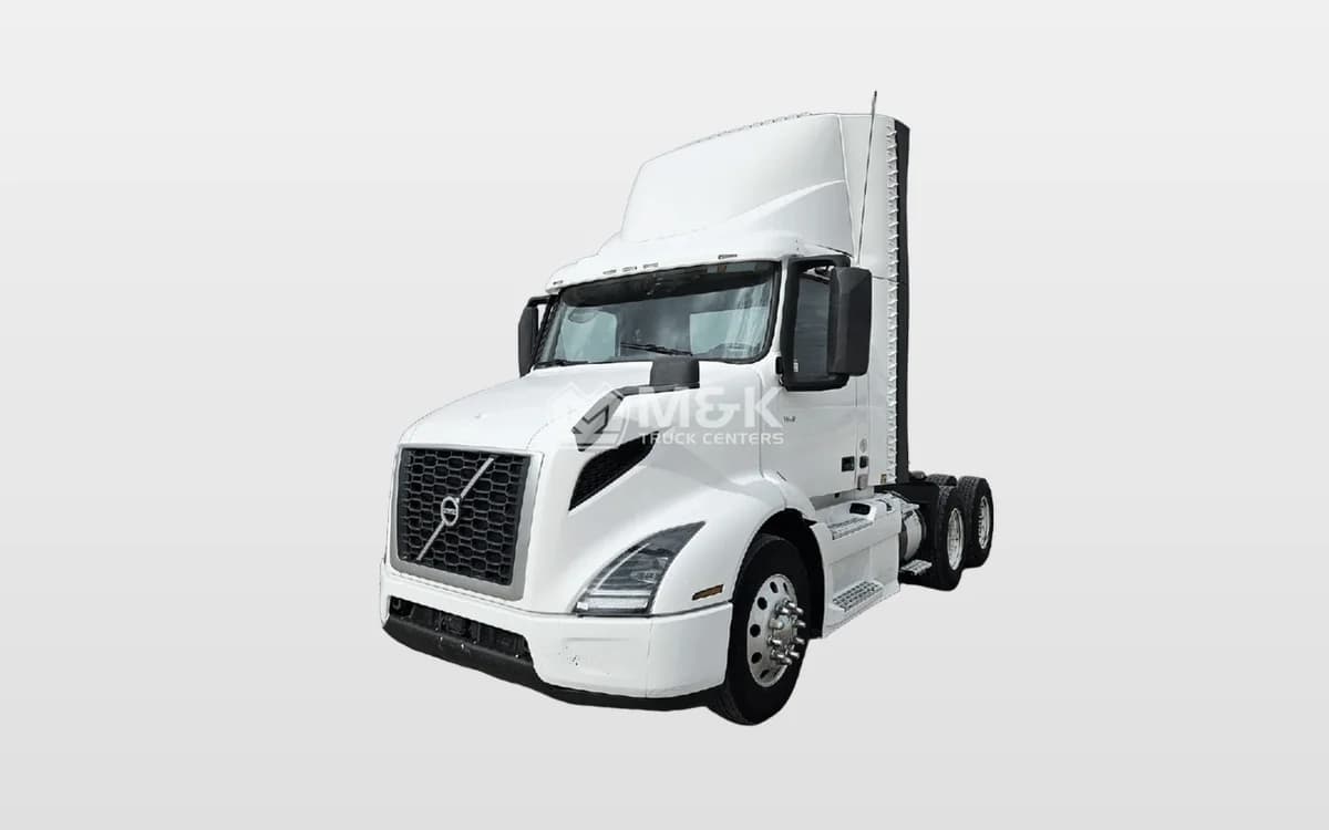 2018 Volvo VNR 640 — photo 1