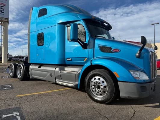 2021 Peterbilt 579