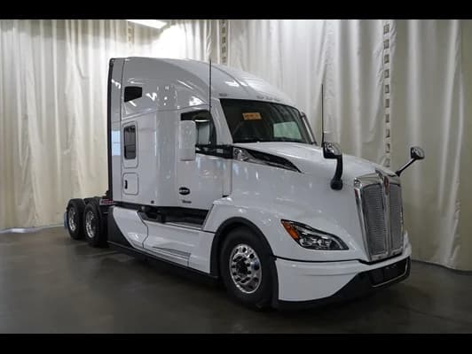 2027 Kenworth T680