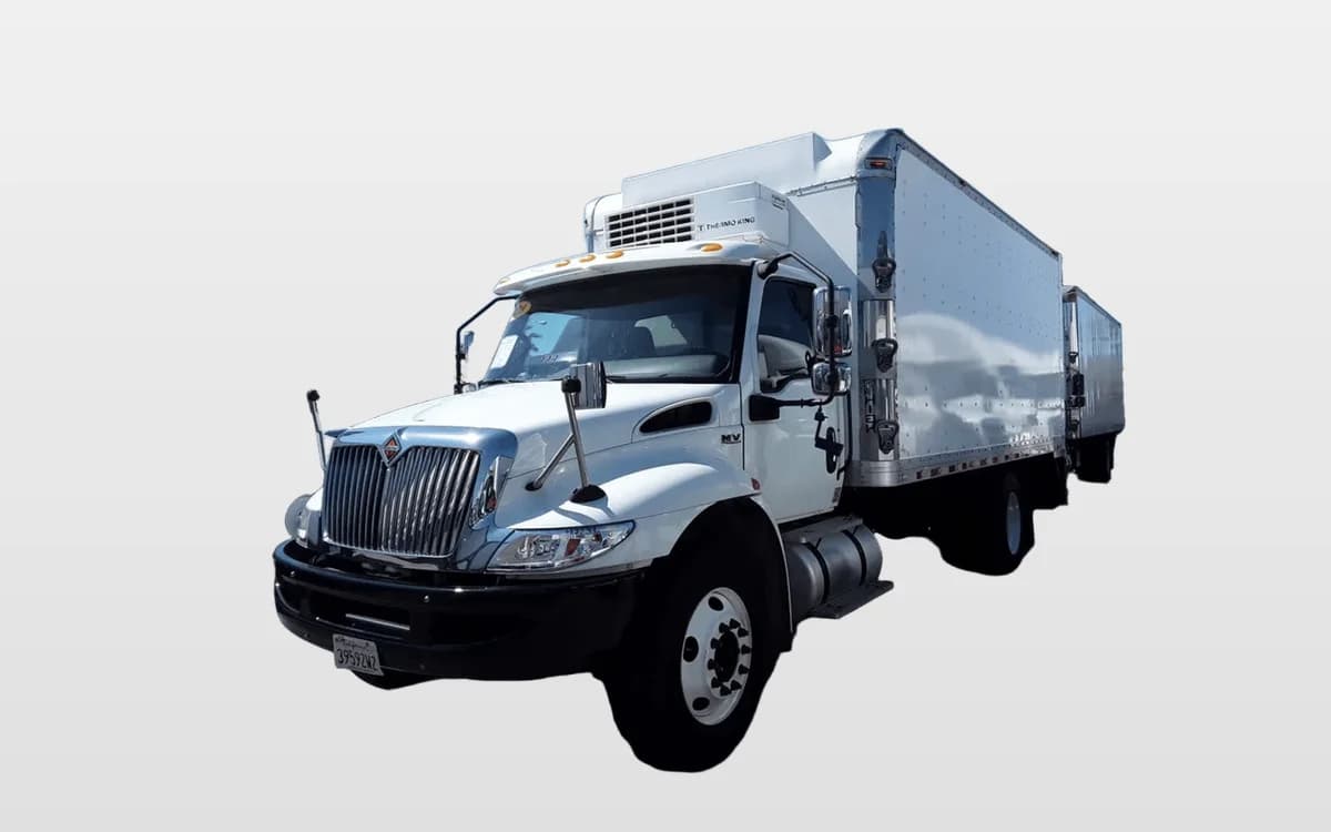 2020 International MV — photo 1