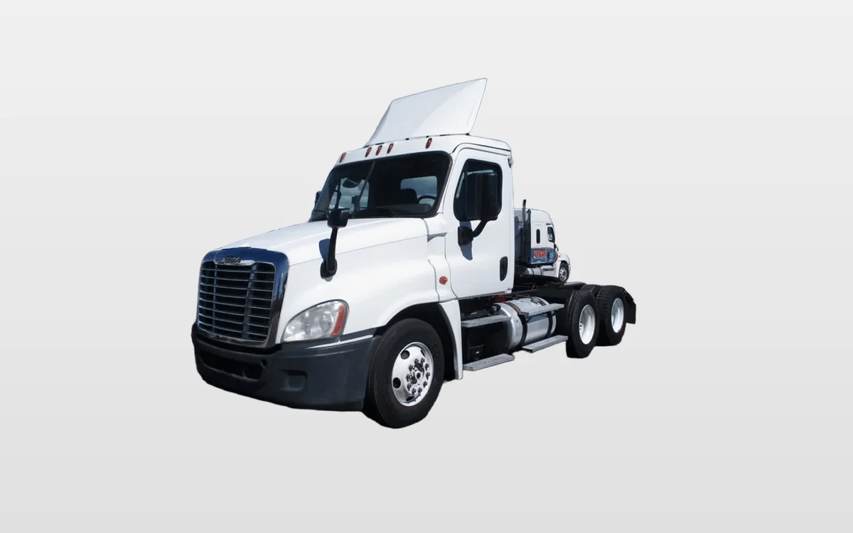 2015 Freightliner Cascadia — photo 1