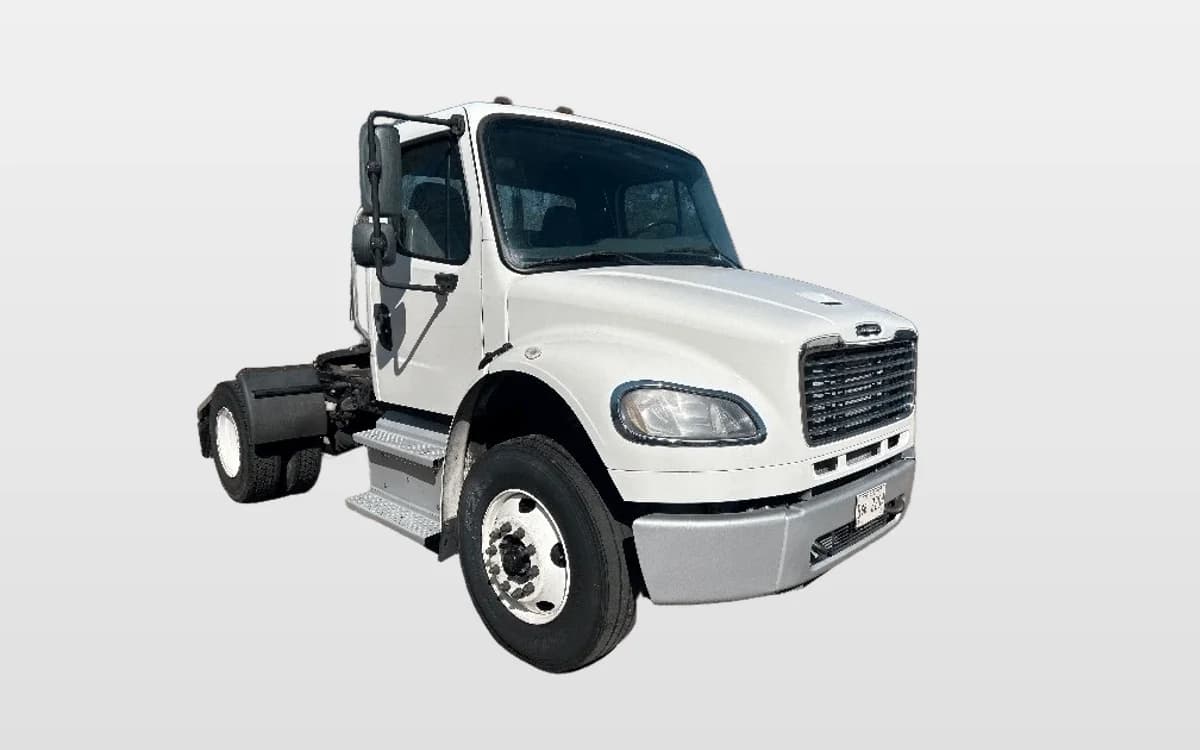 2020 Freightliner M2 106 — photo 1