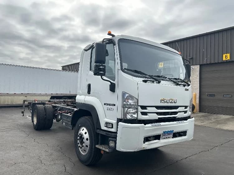 2020 Isuzu FTR
