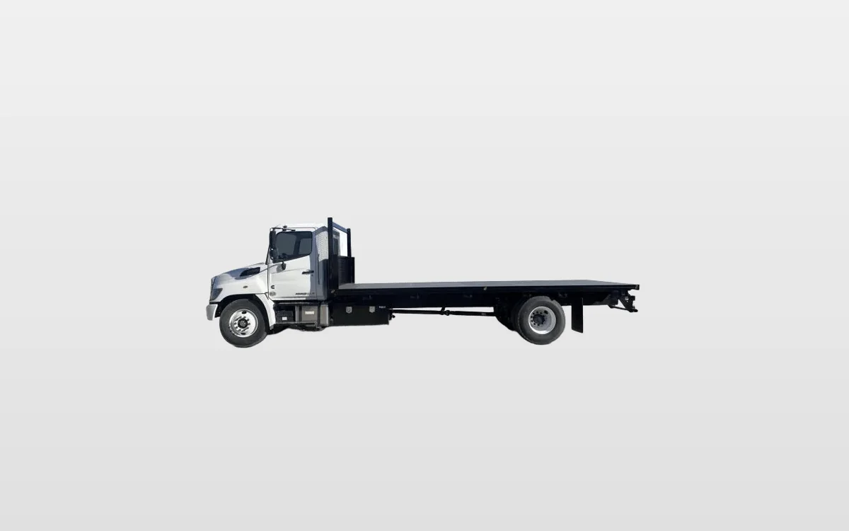 2026 Hino L6 — photo 1