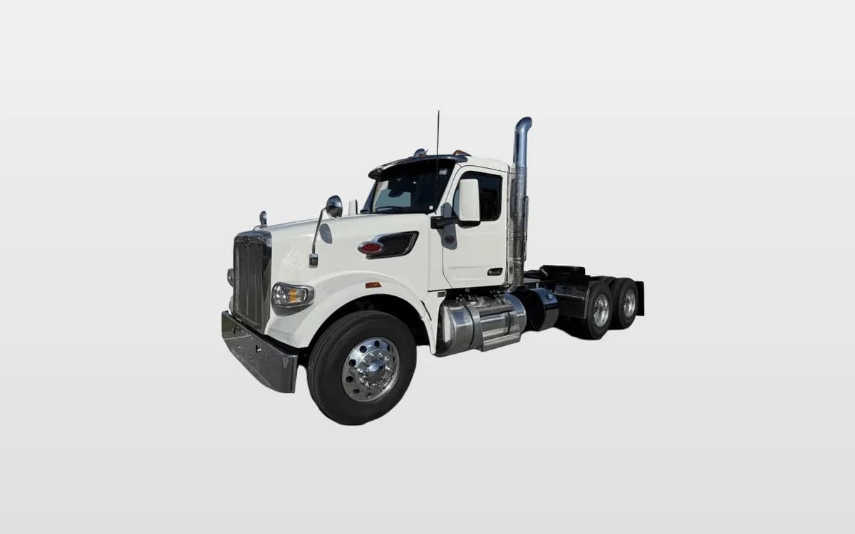 2026 Peterbilt 567 — photo 1