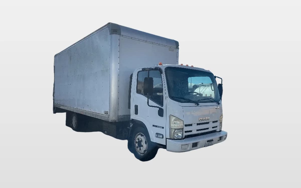 2014 Isuzu NQR — photo 1