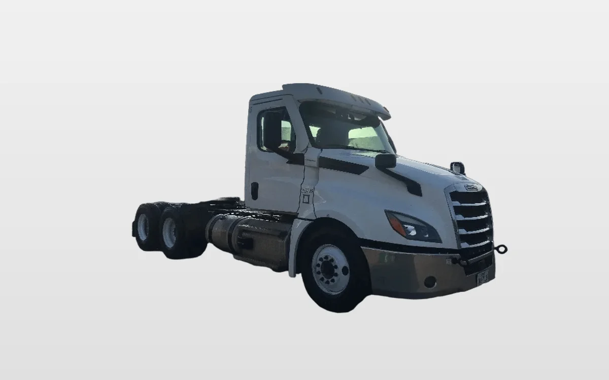 2020 Freightliner Cascadia — photo 1