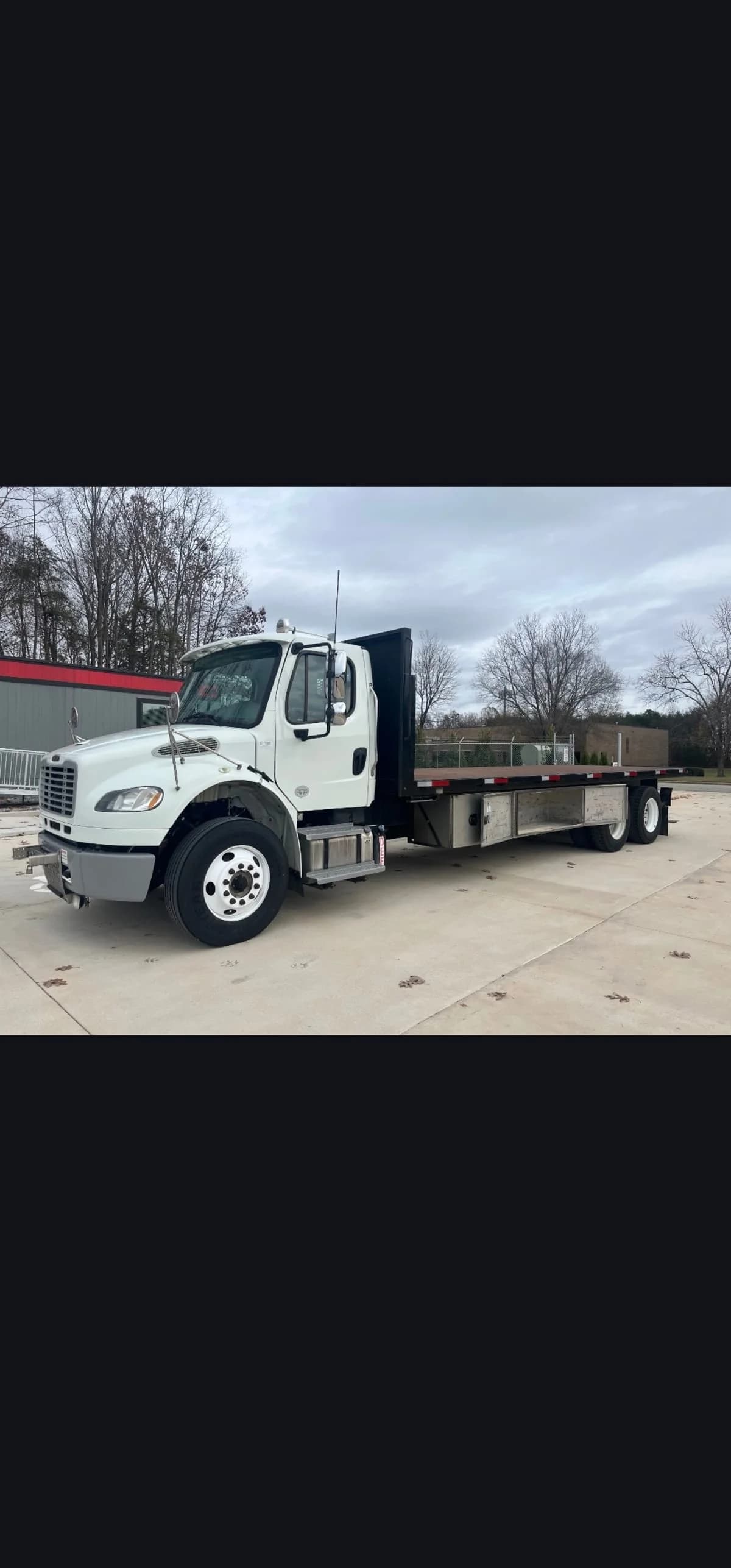 2020 Freightliner M2 106