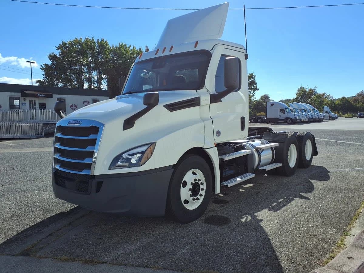 2022 Freightliner Cascadia