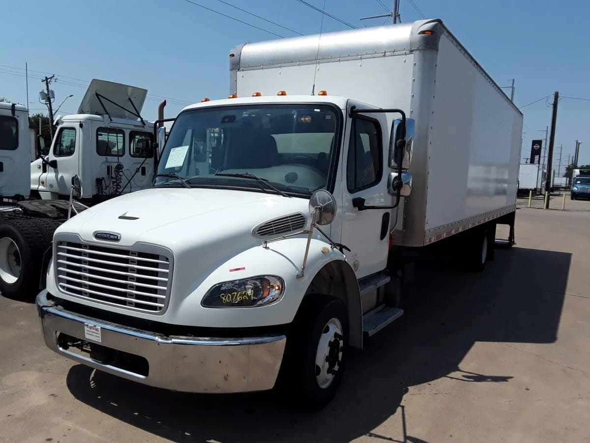 2019 Freightliner M2 106