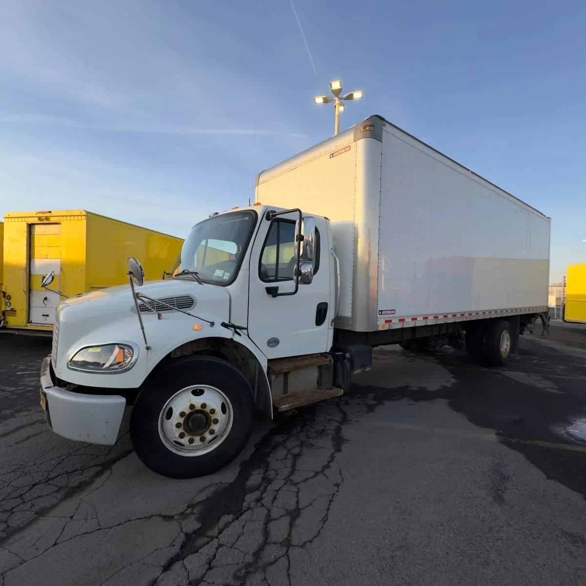 2019 Freightliner M2 106