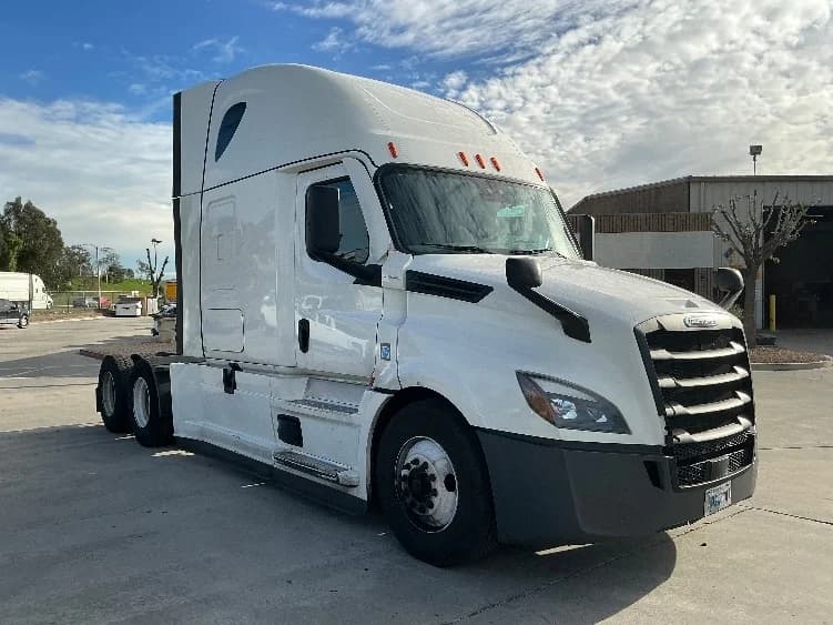 2023 Freightliner Cascadia
