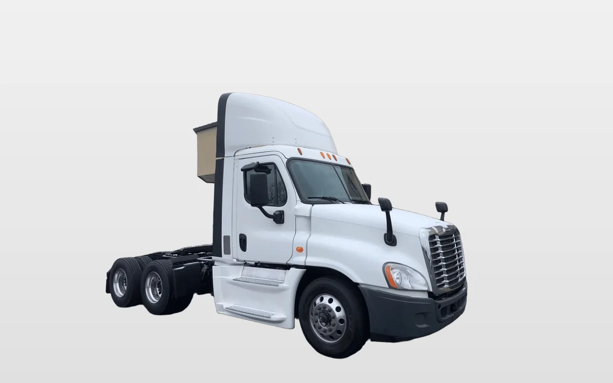 2014 Freightliner Cascadia — photo 1