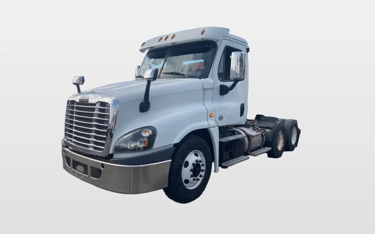 2018 Freightliner Cascadia — photo 1