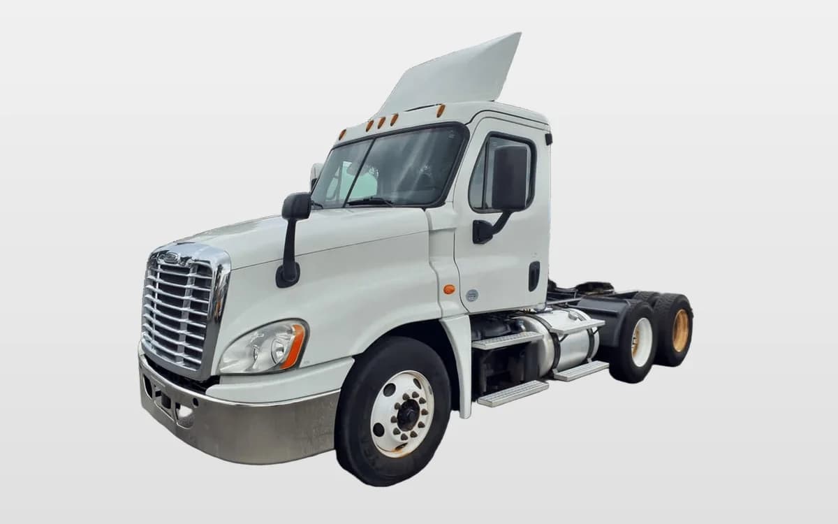 2018 Freightliner Cascadia — photo 1