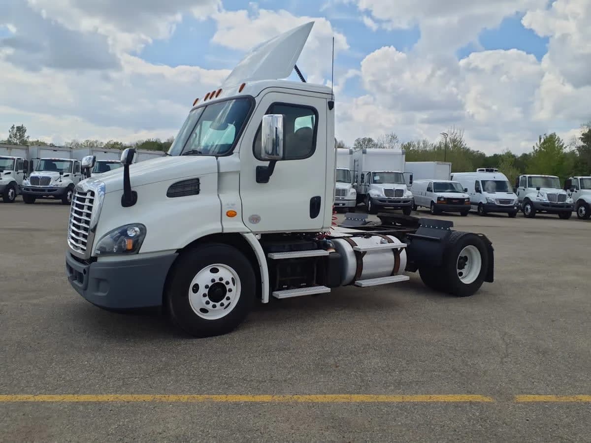 2016 Freightliner Cascadia
